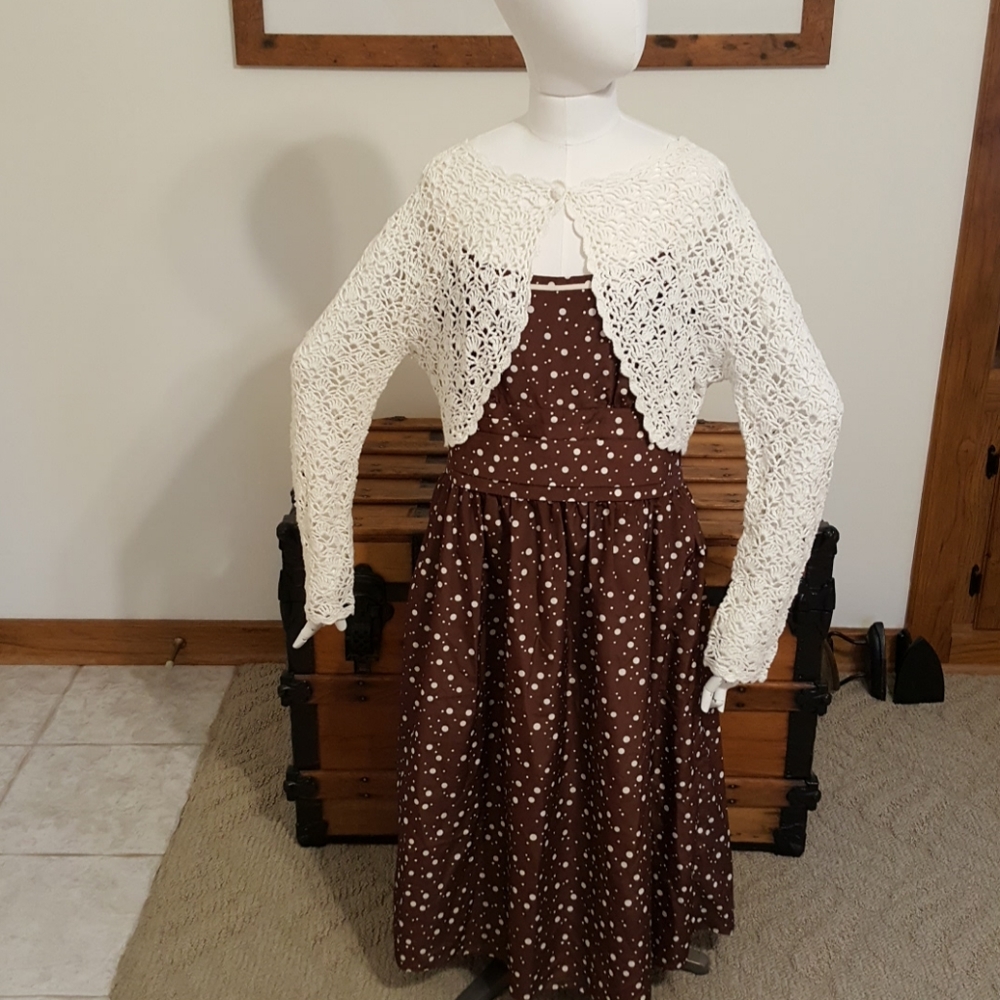 Dress / Crop Sweater Set